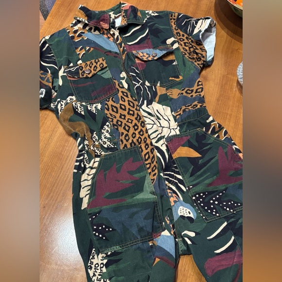 FARM Rio Multicolor Jumpsuit size M - Picture 2 of 4